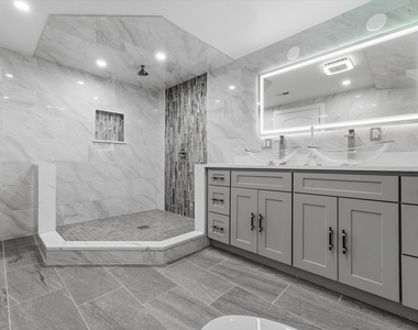 25821 S Willow Creek Lane - Photo Thumbnail 19