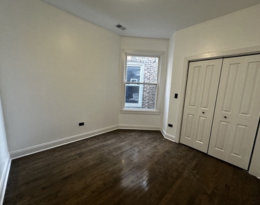 1911 S Ridgeway Avenue - Photo Thumbnail 7