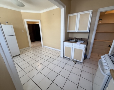 6500 W Cermak Road - Photo Thumbnail 10