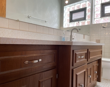 5408 N Central Avenue - Photo Thumbnail 7
