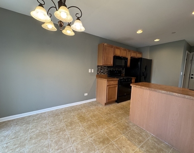 1399 Crimson Lane - Photo Thumbnail 12