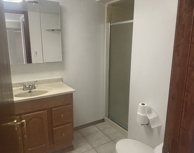 7718 Butternut Court - Photo Thumbnail 12