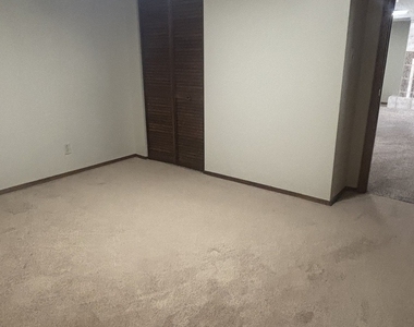 7718 Butternut Court - Photo Thumbnail 13