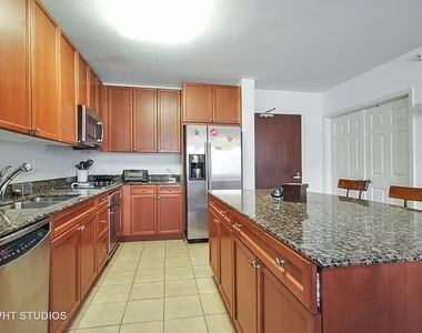 807 Davis Street - Photo Thumbnail 1