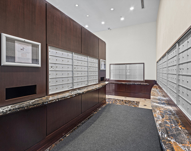 807 Davis Street - Photo Thumbnail 18