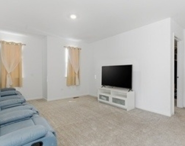 16117 S Longcommon Lane - Photo Thumbnail 14