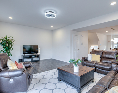 4477 Monroe Court - Photo Thumbnail 2