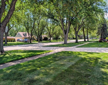 476 Raupp Boulevard - Photo Thumbnail 23