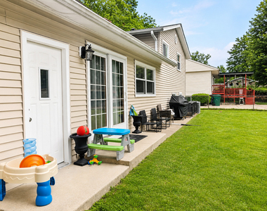 476 Raupp Boulevard - Photo Thumbnail 20