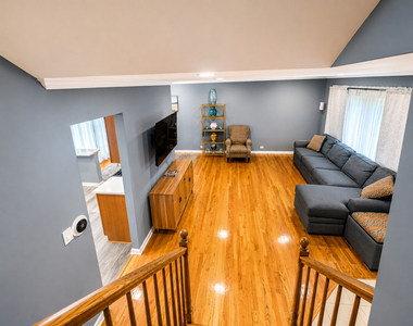 476 Raupp Boulevard - Photo Thumbnail 6