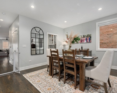 1516 W Ohio Street - Photo Thumbnail 4