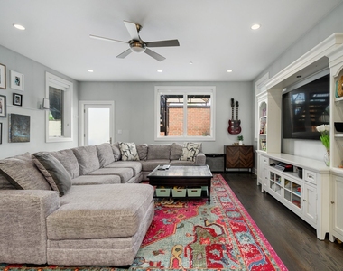 1516 W Ohio Street - Photo Thumbnail 13