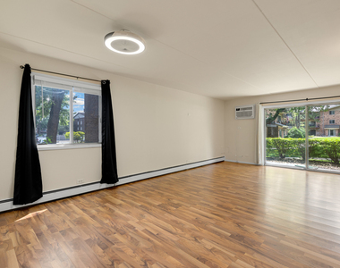 5325 Waterbury Court - Photo Thumbnail 10