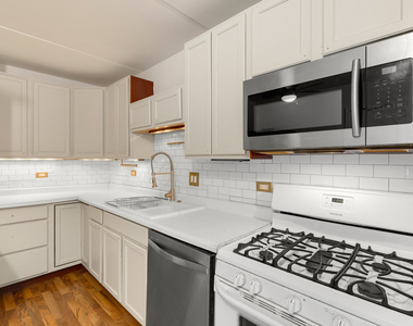 5325 Waterbury Court - Photo Thumbnail 6