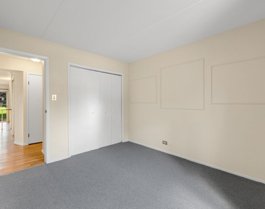 5325 Waterbury Court - Photo Thumbnail 13