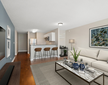 2 E Erie Street - Photo Thumbnail 3