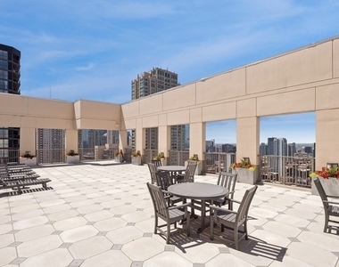 2 E Erie Street - Photo Thumbnail 10