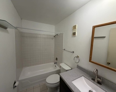 535 Brookside Drive - Photo Thumbnail 3