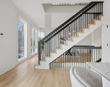 4256 W Belmont Avenue - Photo Thumbnail 14