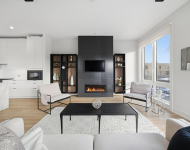 4256 W Belmont Avenue - Photo Thumbnail 8