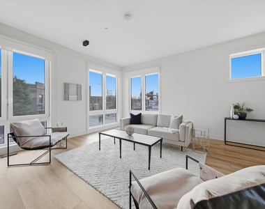 4256 W Belmont Avenue - Photo Thumbnail 12