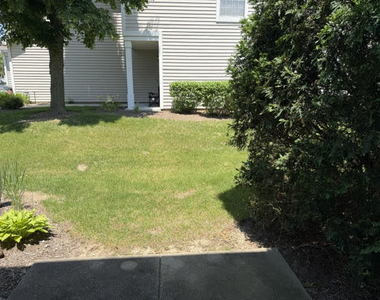 4534 W Quill Lane - Photo Thumbnail 6