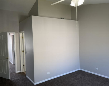 4534 W Quill Lane - Photo Thumbnail 9