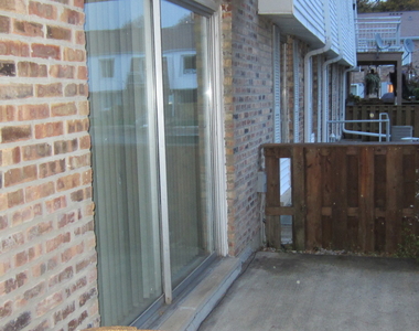4424 Euclid Avenue - Photo Thumbnail 12