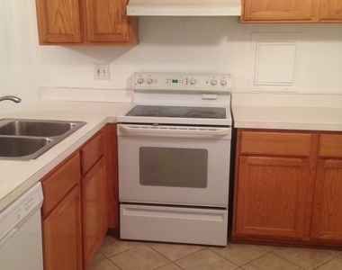 4424 Euclid Avenue - Photo Thumbnail 2
