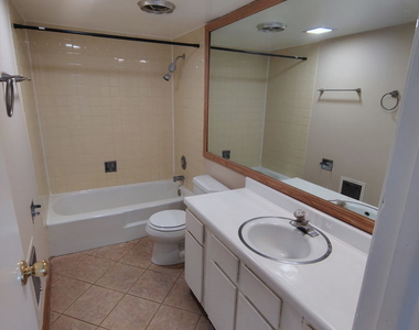 4424 Euclid Avenue - Photo Thumbnail 9