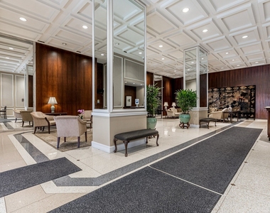 777 N Michigan Avenue - Photo Thumbnail 24