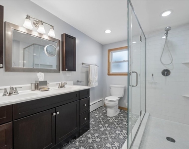 4334 N Mason Avenue - Photo Thumbnail 24