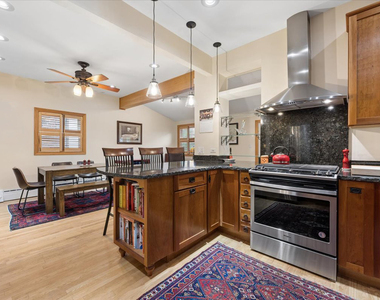 4334 N Mason Avenue - Photo Thumbnail 17