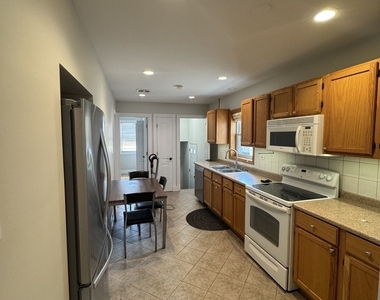 5309 N Central Avenue - Photo Thumbnail 9