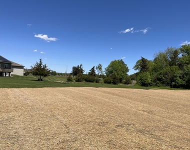 974 Meadow Lane - Photo Thumbnail 22