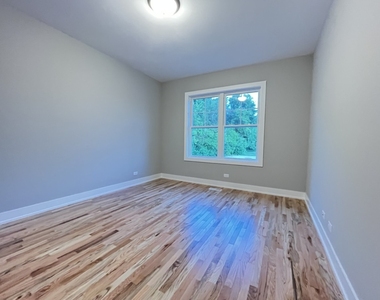 974 Meadow Lane - Photo Thumbnail 13