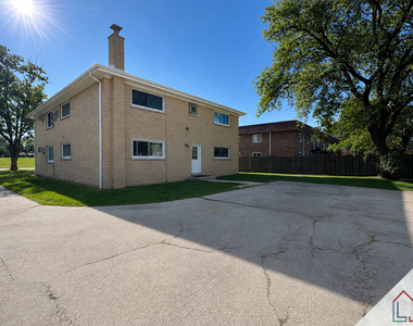 18213 Morgan Street - Photo Thumbnail 8