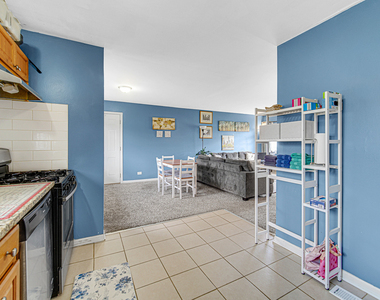 310 Maricopa Lane - Photo Thumbnail 8