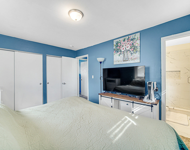 310 Maricopa Lane - Photo Thumbnail 12
