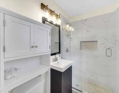 310 Maricopa Lane - Photo Thumbnail 13