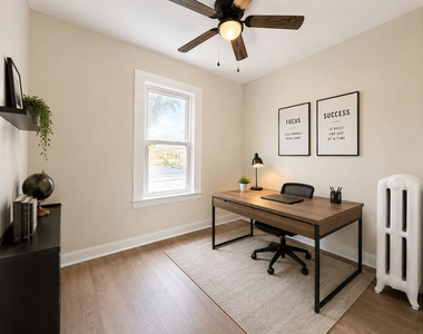 5536 N Spaulding Avenue - Photo Thumbnail 8
