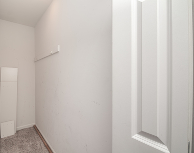 197 Uteg Street - Photo Thumbnail 12