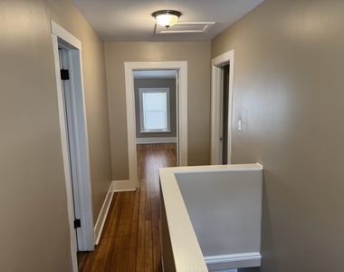 121 Terwilliger Street - Photo Thumbnail 10