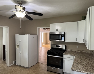 121 Terwilliger Street - Photo Thumbnail 1