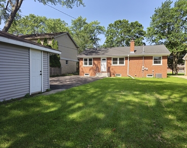 307 N Fairview Avenue N - Photo Thumbnail 26
