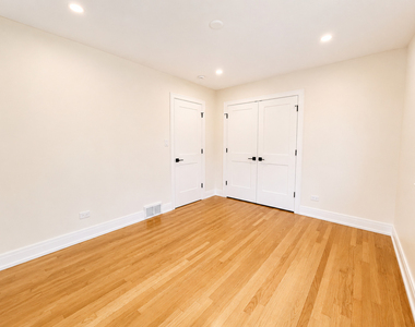 307 N Fairview Avenue N - Photo Thumbnail 15
