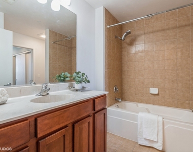 647 Metropolitan Way - Photo Thumbnail 9