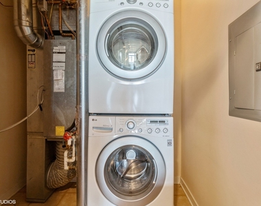 647 Metropolitan Way - Photo Thumbnail 11