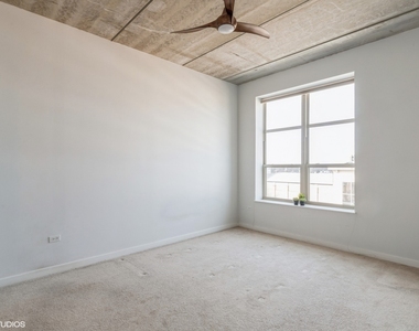 647 Metropolitan Way - Photo Thumbnail 8