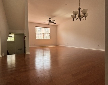 6809 Meadow Lane - Photo Thumbnail 5